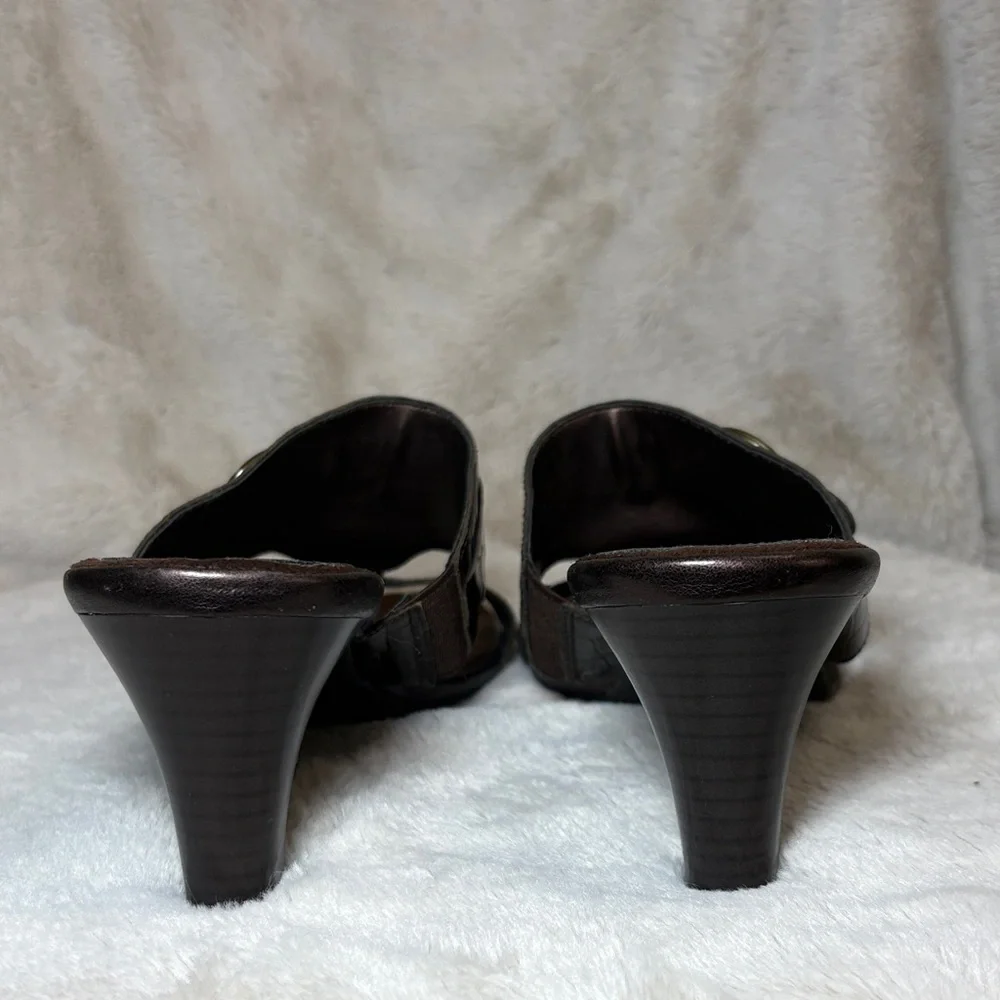 A2 By Aerosoles Brown Croc-Embossed Heels Size 9.5